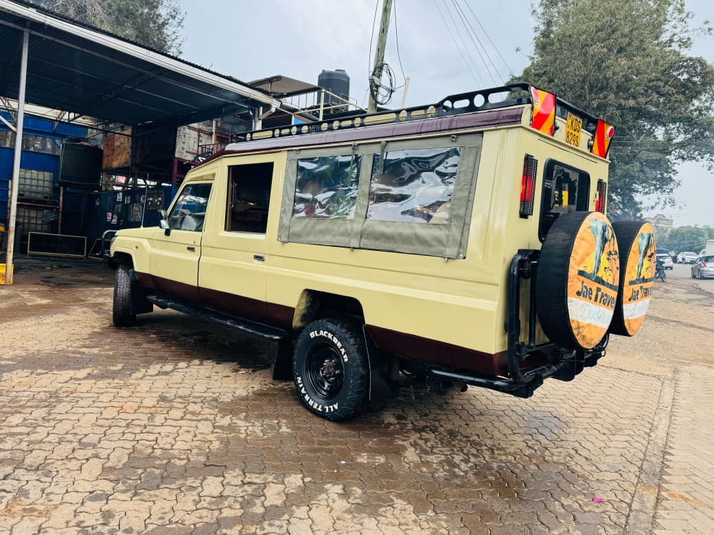 Toyota Landcruiser 4x4 Safari Vehicle - fleet1 - Image 1